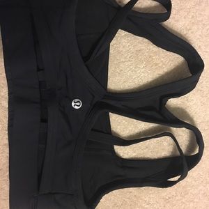 Lululemon sports bra